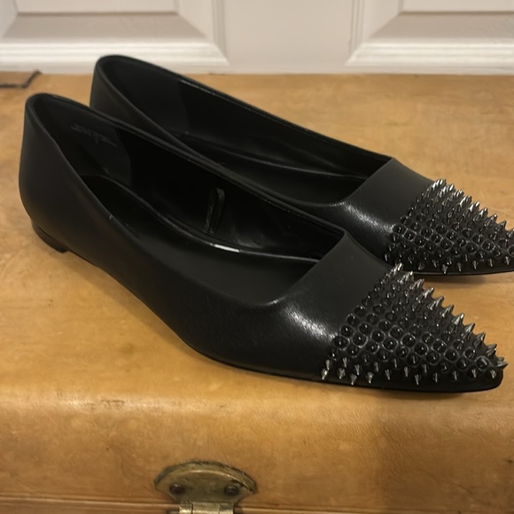 NWOT Women’s flats design concept studio studded toe size 7 - Picture 5 of 7